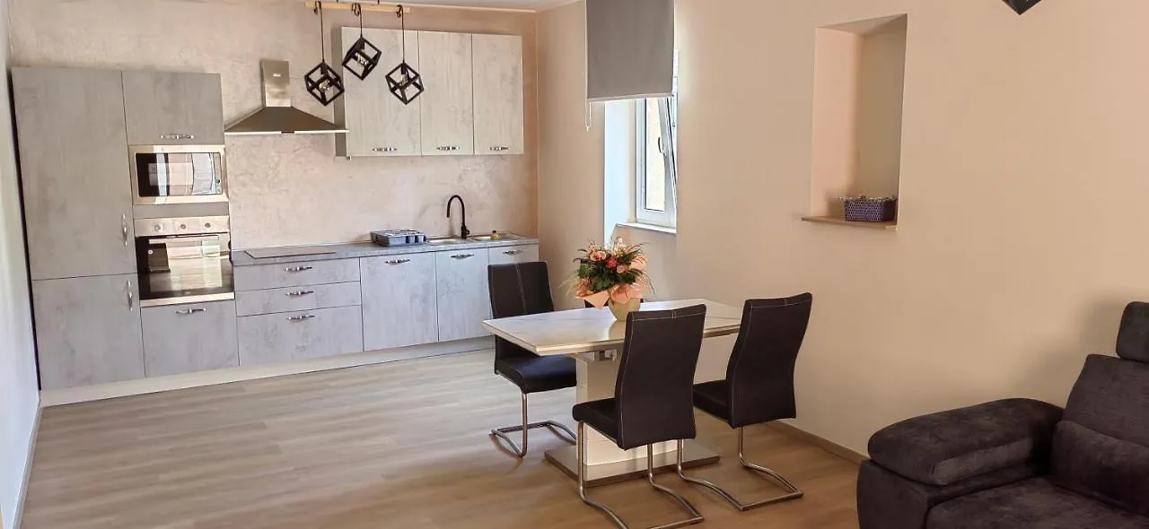 Apartment Apartman Hana 2 Banjol